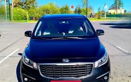 KIA Carnival III, 2019 год, 3 090 000 рублей, 2 фотография