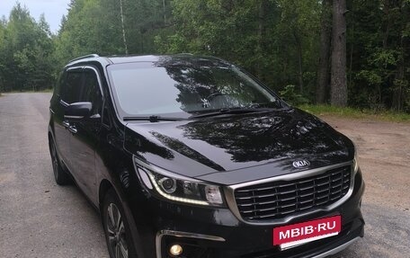 KIA Carnival III, 2019 год, 3 090 000 рублей, 19 фотография