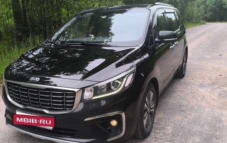 KIA Carnival III, 2019 год, 3 090 000 рублей, 16 фотография
