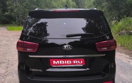 KIA Carnival III, 2019 год, 3 090 000 рублей, 27 фотография