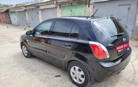 KIA Rio II, 2011 год, 750 000 рублей, 3 фотография