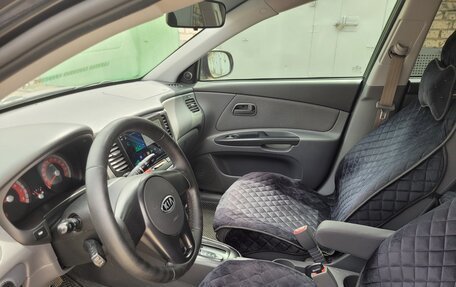 KIA Rio II, 2011 год, 750 000 рублей, 8 фотография