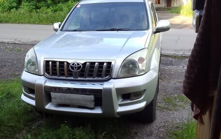 Toyota Land Cruiser Prado 120 рестайлинг, 2005 год, 1 680 000 рублей, 2 фотография
