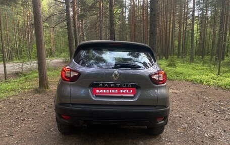 Renault Kaptur I рестайлинг, 2017 год, 860 000 рублей, 5 фотография