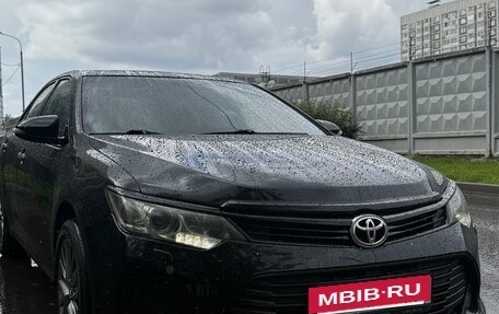 Toyota Camry, 2016 год, 2 400 000 рублей, 10 фотография