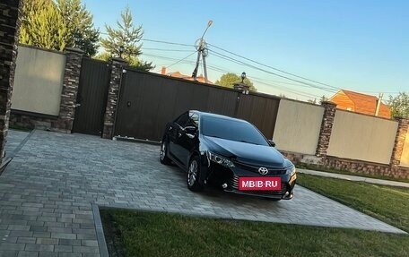 Toyota Camry, 2016 год, 2 400 000 рублей, 6 фотография