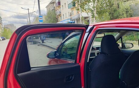 Toyota Vitz, 2014 год, 870 000 рублей, 11 фотография
