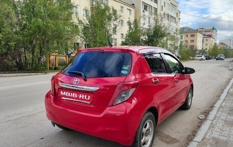 Toyota Vitz, 2014 год, 870 000 рублей, 6 фотография