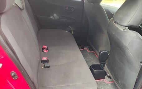 Toyota Vitz, 2014 год, 870 000 рублей, 17 фотография