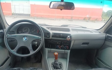 BMW 5 серия, 1991 год, 300 000 рублей, 10 фотография