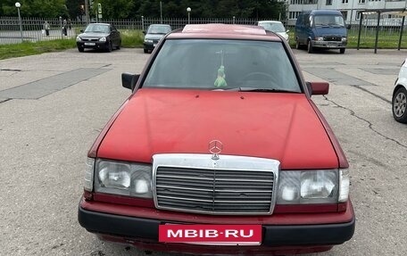 Mercedes-Benz W124, 1989 год, 250 000 рублей, 2 фотография