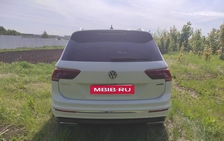 Volkswagen Tiguan II, 2019 год, 3 249 000 рублей, 9 фотография