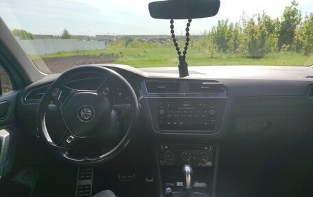 Volkswagen Tiguan II, 2019 год, 3 249 000 рублей, 13 фотография