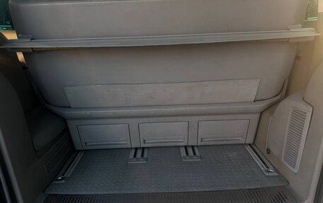 Volkswagen Multivan T5, 2005 год, 1 900 000 рублей, 14 фотография