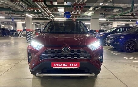 Toyota RAV4, 2019 год, 2 650 000 рублей, 5 фотография