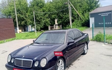 Mercedes-Benz E-Класс, 1995 год, 450 000 рублей, 5 фотография