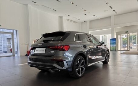 Audi A3, 2021 год, 2 050 000 рублей, 2 фотография