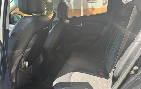 Hyundai ix35 I рестайлинг, 2011 год, 950 000 рублей, 6 фотография