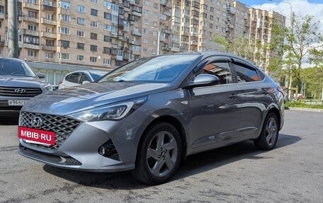 Hyundai Solaris II рестайлинг, 2020 год, 1 500 000 рублей, 4 фотография