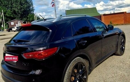 Infiniti QX70, 2016 год, 2 950 000 рублей, 7 фотография
