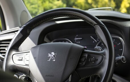 Peugeot Traveller I, 2022 год, 3 765 000 рублей, 14 фотография