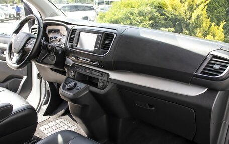 Peugeot Traveller I, 2022 год, 3 765 000 рублей, 9 фотография