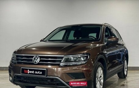 Volkswagen Tiguan II, 2017 год, 2 090 000 рублей, 2 фотография