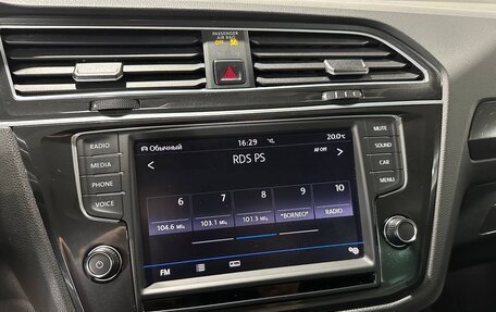 Volkswagen Tiguan II, 2017 год, 2 090 000 рублей, 20 фотография
