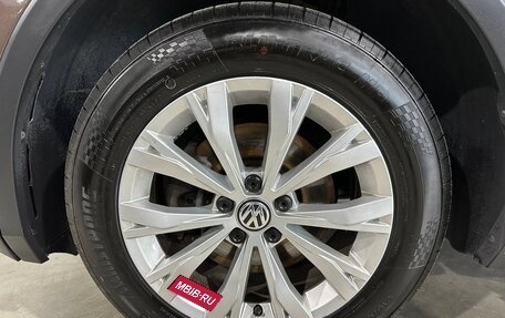 Volkswagen Tiguan II, 2017 год, 2 090 000 рублей, 10 фотография