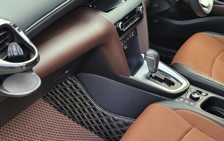 Toyota Yaris Cross, 2020 год, 2 680 000 рублей, 4 фотография
