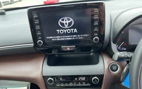 Toyota Yaris Cross, 2020 год, 2 680 000 рублей, 12 фотография