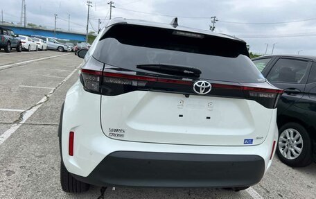 Toyota Yaris Cross, 2020 год, 2 680 000 рублей, 10 фотография