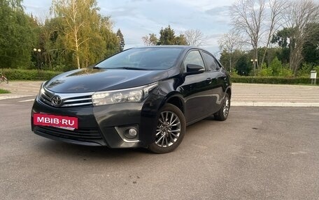Toyota Corolla, 2014 год, 1 330 000 рублей, 9 фотография