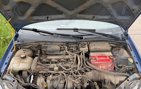 Ford Focus IV, 2003 год, 200 000 рублей, 11 фотография