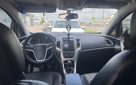 Opel Astra J, 2011 год, 550 000 рублей, 9 фотография