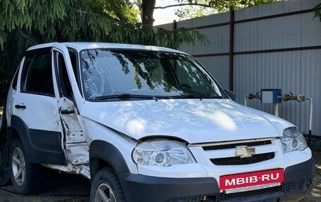 Chevrolet Niva I рестайлинг, 2017 год, 338 890 рублей, 5 фотография