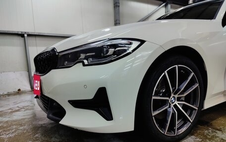 BMW 3 серия, 2019 год, 3 330 000 рублей, 13 фотография