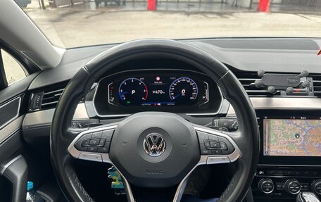 Volkswagen Passat B8 рестайлинг, 2020 год, 2 900 000 рублей, 15 фотография