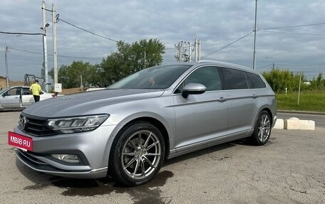 Volkswagen Passat B8 рестайлинг, 2020 год, 2 900 000 рублей, 8 фотография