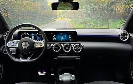 Mercedes-Benz CLA, 2022 год, 3 080 000 рублей, 3 фотография