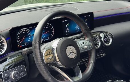 Mercedes-Benz CLA, 2022 год, 3 080 000 рублей, 9 фотография