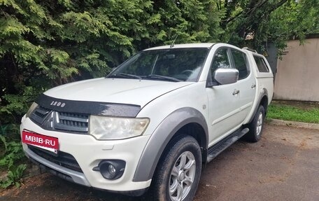 Mitsubishi L200 IV рестайлинг, 2014 год, 1 475 000 рублей, 24 фотография