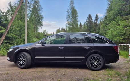 Skoda Superb III рестайлинг, 2012 год, 1 760 000 рублей, 3 фотография