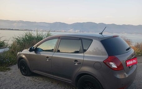 KIA cee'd I рестайлинг, 2011 год, 870 000 рублей, 2 фотография