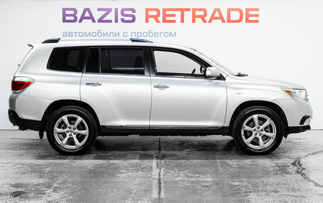 Toyota Highlander III, 2011 год, 2 115 000 рублей, 5 фотография