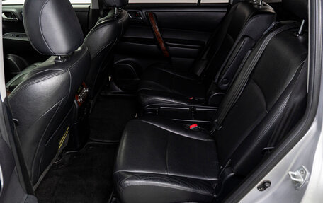 Toyota Highlander III, 2011 год, 2 115 000 рублей, 15 фотография