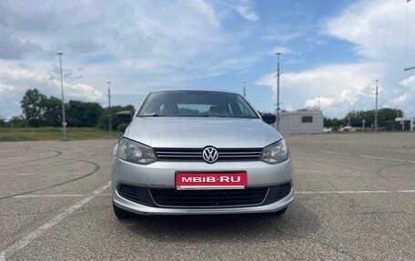 Volkswagen Polo VI (EU Market), 2013 год, 830 000 рублей, 1 фотография
