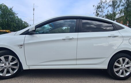 Hyundai Solaris II рестайлинг, 2013 год, 880 000 рублей, 2 фотография