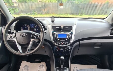 Hyundai Solaris II рестайлинг, 2013 год, 880 000 рублей, 7 фотография