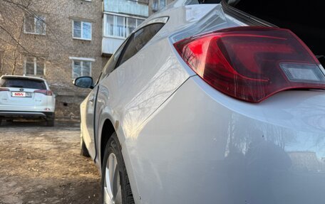 Opel Astra J, 2012 год, 740 000 рублей, 11 фотография